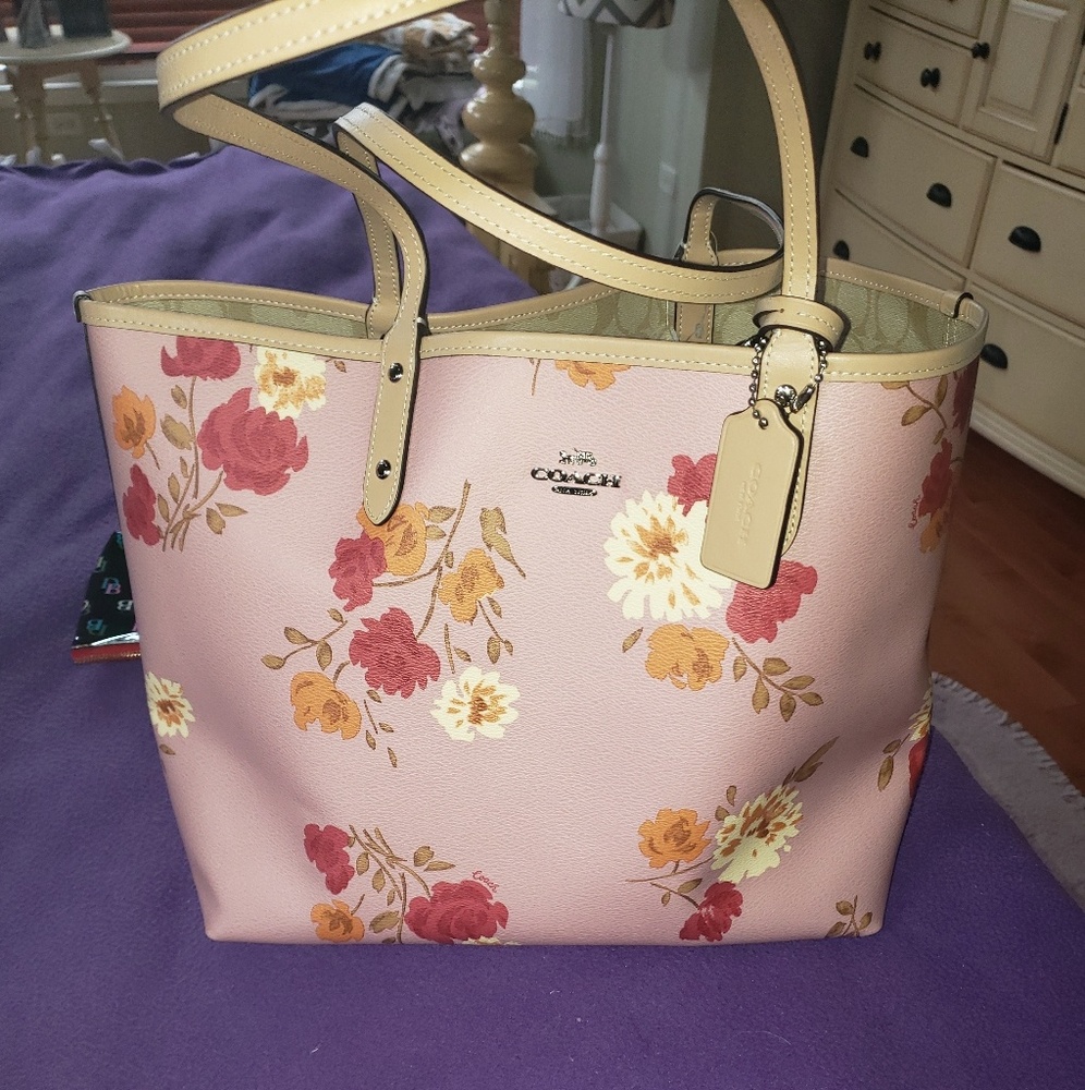 Coach reversible tote. #Divorce sale